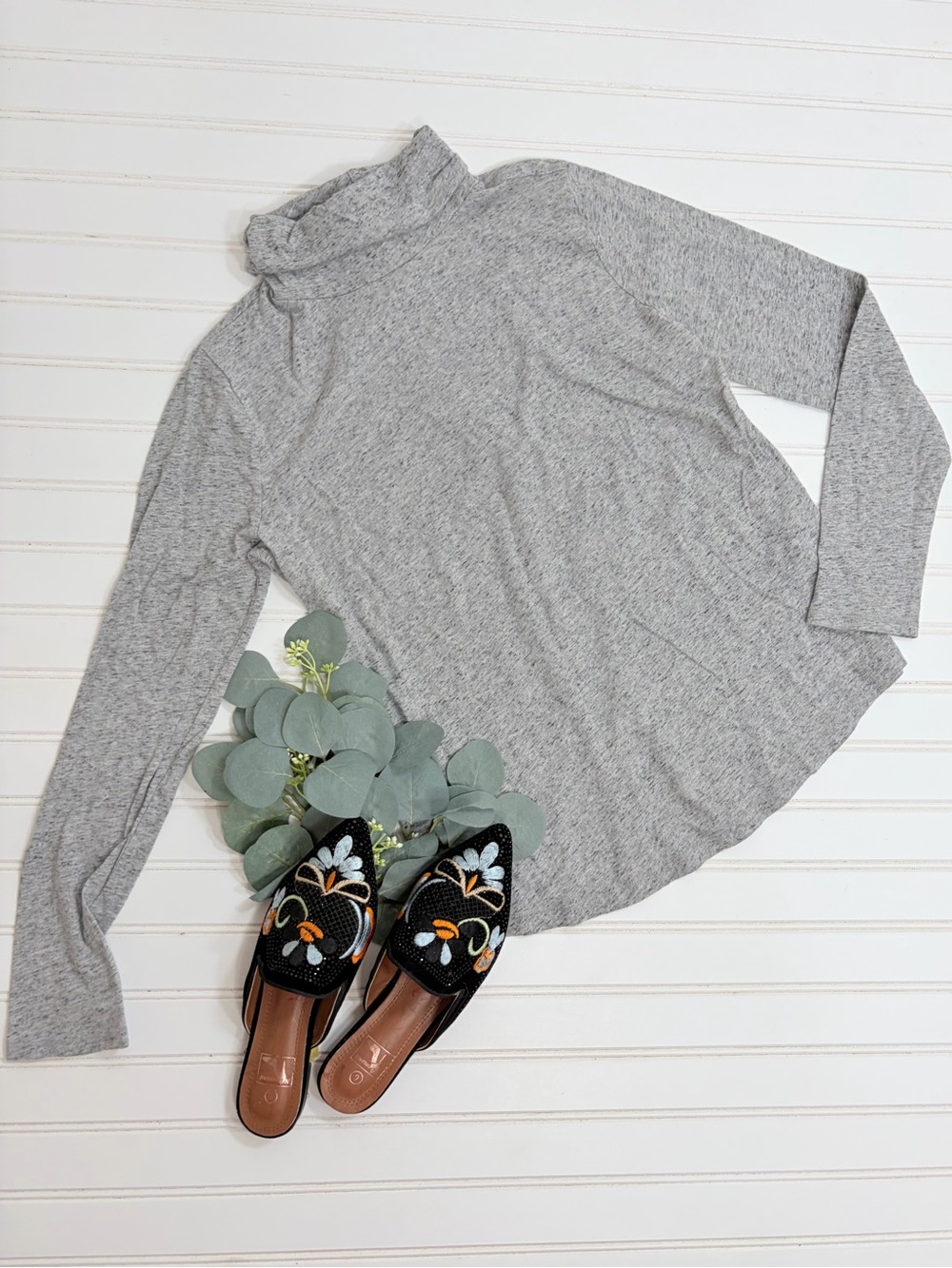 Ann Taylor LOFT Vintage Soft Long Sleeve Turtleneck Tee